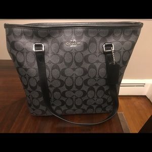 Coach Sig zip top tote, brand new never used